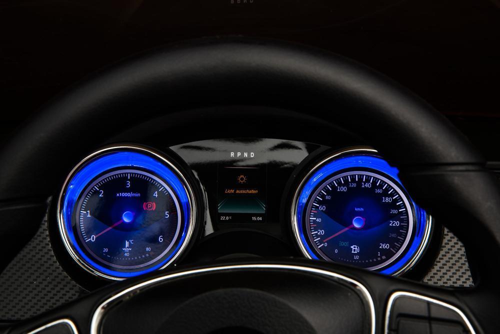 Электромобиль ToyLand Mersedes-Benz X-Class синего цвета  
